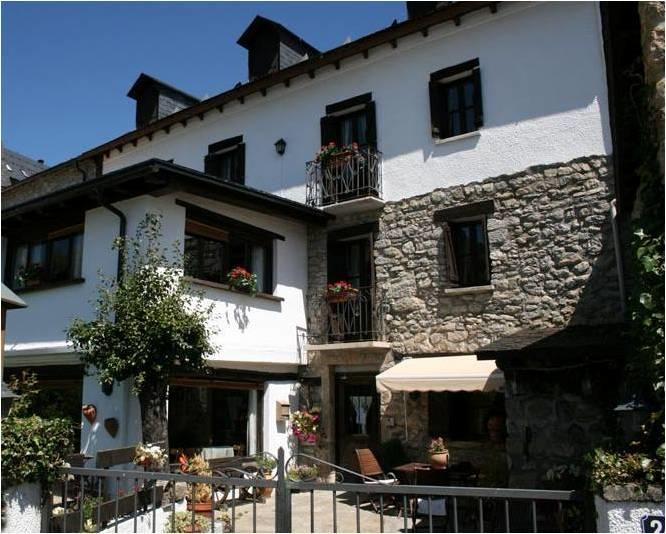 Hôtel Marieta Casa Rural à Escarrilla Extérieur photo